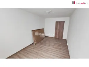 Pronájem bytu 2+1, Praha - Kobylisy, Chabařovická, 67 m2
