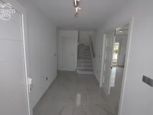 Prodej rodinného domu, Pinoso, Alicante, Španělsko, 180 m2