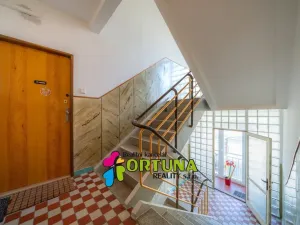 Prodej bytu 3+1, Praha - Troja, Na Šutce, 66 m2