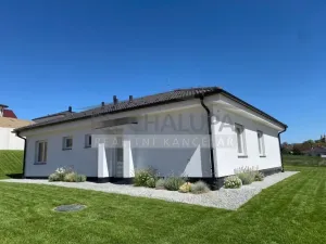 Prodej rodinného domu, Hosín, 104 m2