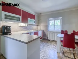 Prodej rodinného domu, Hrob, 258 m2