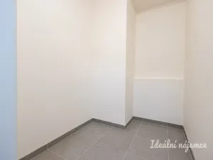 Pronájem bytu 2+kk, Praha - Třebonice, Thomasova, 46 m2