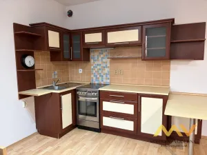 Pronájem bytu 1+kk, Hradec Králové - Třebeš, Ve Stromovce, 31 m2
