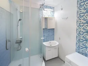Prodej podílu 2/3 bytu 2+1, Mladá Boleslav, Pezinská, 57 m2