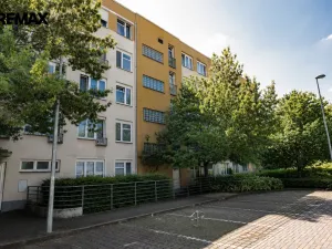Pronájem bytu 1+kk, Praha - Motol, Jeřabinová, 35 m2