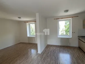 Pronájem bytu 2+kk, Praha - Hrdlořezy, Českobrodská, 64 m2