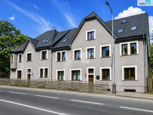 Pronájem bytu 2+kk, Praha - Hrdlořezy, Českobrodská, 64 m2