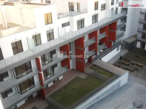 Pronájem bytu 2+kk, Praha, Korunní, 75 m2