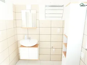 Pronájem bytu 1+1, Františkovy Lázně - Horní Lomany, Americká, 45 m2