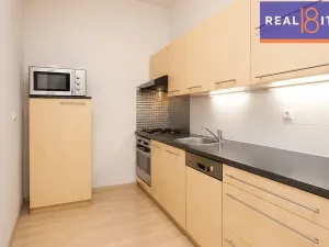 Prodej bytu 1+1, Praha, Jaselská, 55 m2