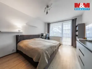Pronájem bytu 2+1, Karlovy Vary - Bohatice, Ostrovská, 68 m2