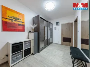 Pronájem bytu 2+1, Karlovy Vary - Bohatice, Ostrovská, 68 m2