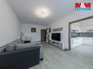 Pronájem bytu 2+1, Karlovy Vary - Bohatice, Ostrovská, 68 m2