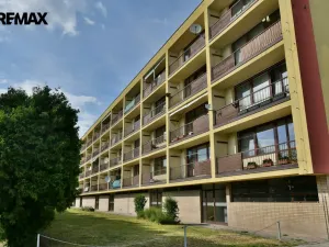 Pronájem bytu 3+kk, Hradec Králové - Nový Hradec Králové, Na Občinách, 74 m2
