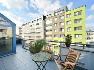 Pronájem bytu 3+kk, Praha - Žižkov, Jeseniova, 99 m2