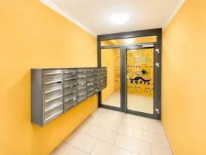 Pronájem bytu 2+kk, Praha - Vinohrady, Korunní, 92 m2