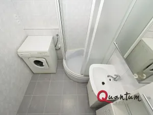 Pronájem bytu 3+1, Praha - Bohnice, Kostřínská, 70 m2