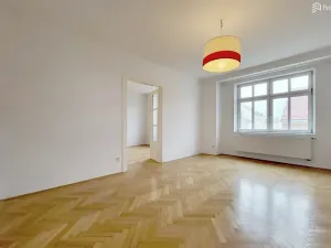 Prodej bytu 4+1, Brno, Čápkova, 135 m2