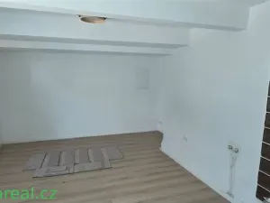 Pronájem komerční nemovitosti, Brno, Rudišova, 40 m2