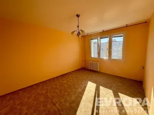Prodej bytu 3+1, Plzeň - Doubravka, Masarykova, 65 m2