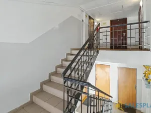 Prodej atypického bytu, Praha - Libeň, Pod Labuťkou, 62 m2