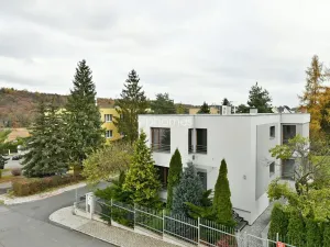 Pronájem vily, Praha - Nebušice, 360 m2