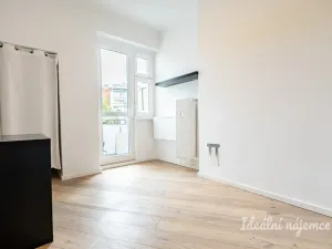 Pronájem bytu 3+kk, Praha - Vysočany, Staromlýnská, 58 m2