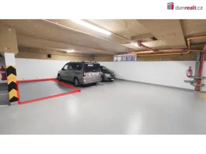 Pronájem garáže, Praha - Dolní Chabry, K Beranovu, 13 m2