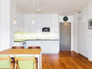 Pronájem bytu 2+kk, Praha - Dejvice, Bechyňova, 62 m2