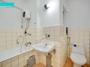 Prodej bytu 2+1, Olomouc - Nové Sady, Za poštou, 57 m2