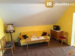 Prodej rodinného domu, Chyjice, 220 m2