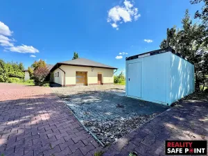 Prodej obchodního prostoru, Zruč-Senec, Plánská, 3159 m2