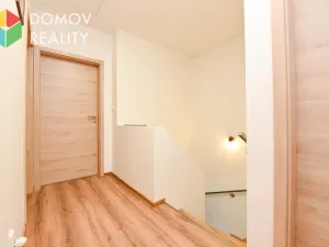 Pronájem rodinného domu, Králův Dvůr, Ve Svahu, 116 m2