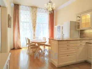 Prodej bytu 3+1, Praha - Malá Strana, Mělnická, 113 m2