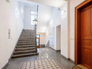 Prodej bytu 3+1, Praha - Malá Strana, Mělnická, 113 m2