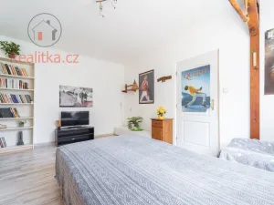 Prodej bytu 2+1, Hradec Králové - Pražské Předměstí, Hrubínova, 62 m2