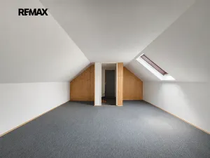 Prodej rodinného domu, Jesenice, Na Spojce, 154 m2