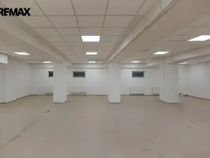 Pronájem obchodního prostoru, Kopřivnice, Záhumenní, 400 m2