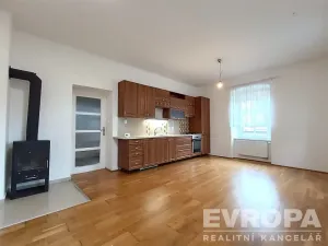 Pronájem bytu 2+kk, Vrchlabí, Nádražní, 63 m2