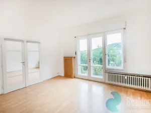 Pronájem bytu 4+1, Praha - Nové Město, Masarykovo nábřeží, 110 m2