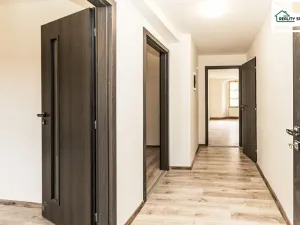 Pronájem bytu 2+1, Cheb, Židovská, 66 m2