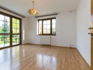 Pronájem vily, Praha - Nebušice, K Noskovně, 384 m2
