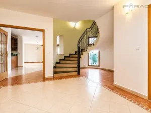 Pronájem vily, Praha - Nebušice, Druhého odboje, 384 m2