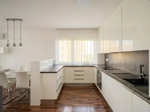 Prodej bytu 3+kk, Praha - Troja, Mazurská, 120 m2