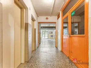 Prodej bytu 2+1, Pardubice - Studánka, Luďka Matury, 76 m2