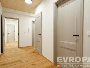 Prodej bytu 4+kk, Pardubice, 86 m2