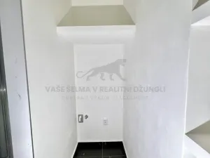 Pronájem bytu 1+kk, Jáchymov, třída Dukelských hrdinů, 20 m2