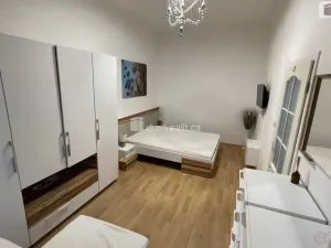 Pronájem bytu 2+1, Praha - Vinohrady, 75 m2