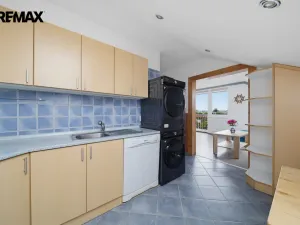 Prodej bytu 2+1, Nová Role, U Plynárny, 69 m2