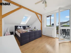 Prodej bytu 2+1, Nová Role, U Plynárny, 69 m2